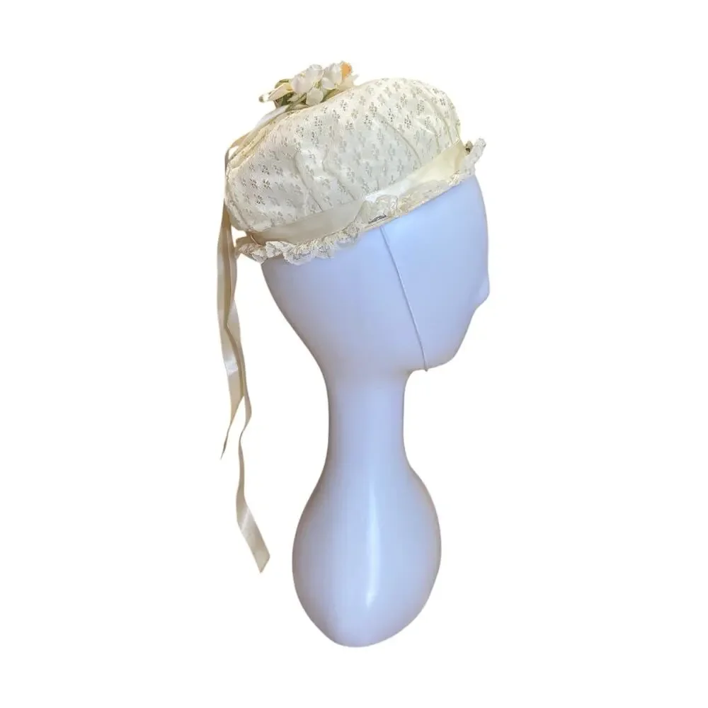 Vintage 1950s Lace Juliet Cap | Ivory Ribbon Tie Bridal Hat - Picture 2 of 7
